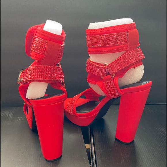 Red Sandals - Picture 3 of 3